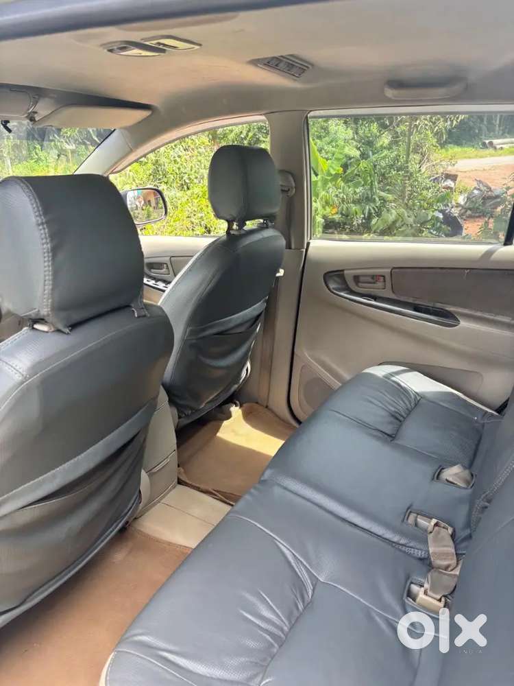 Toyota Innova 2.5 Gx 2011