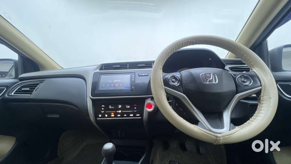 Honda City 1.5 V 4th Gen I-vtec Mt, 2022, Petrol