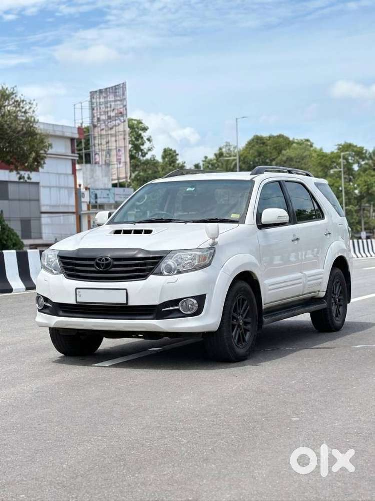 Toyota Fortuner 4x2 At 2.8 Diesel, 2015, Diesel