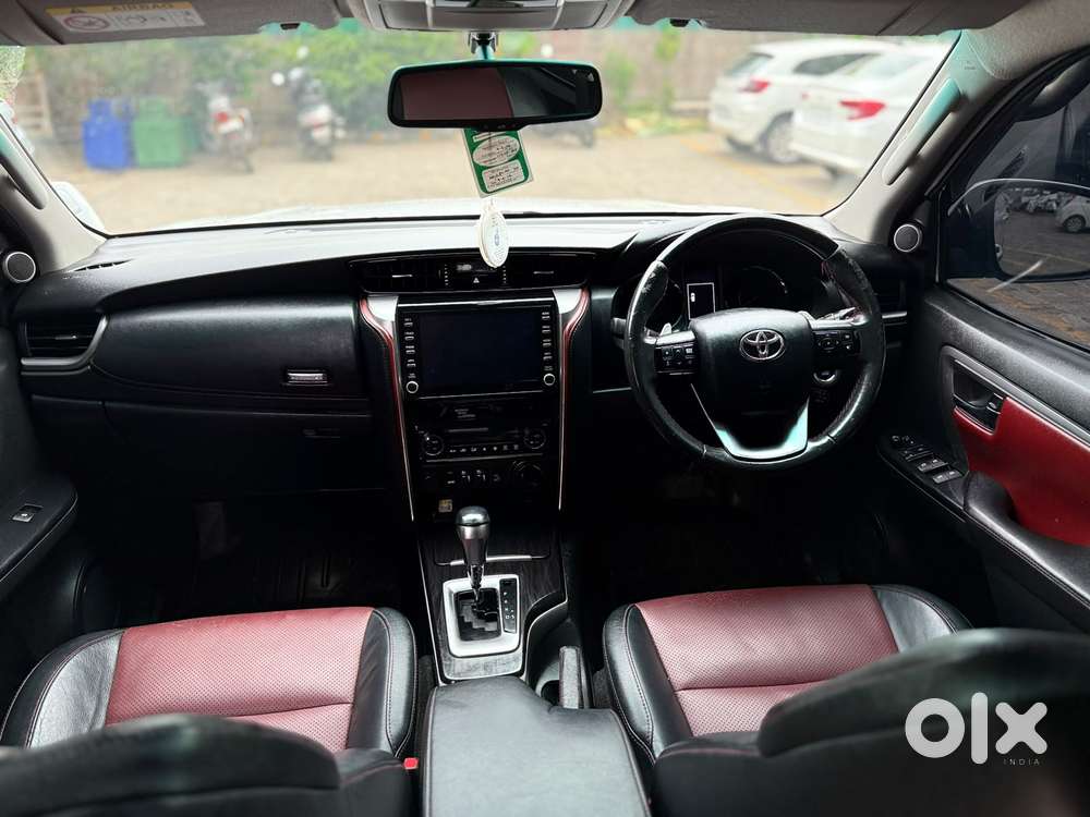 Toyota Fortuner Legender 4x4 At 2.8, 2023, Diesel