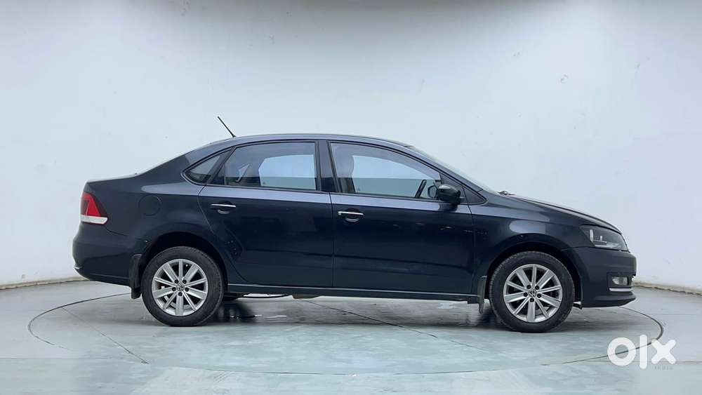 Volkswagen Vento 1.2 Tsi Highline At, 2017, Petrol