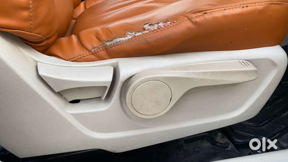 Mahindra Xuv300 W8 Option, 2022, Petrol