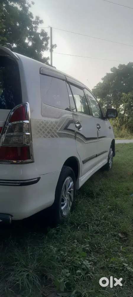 Toyota Innova Diesel 2014