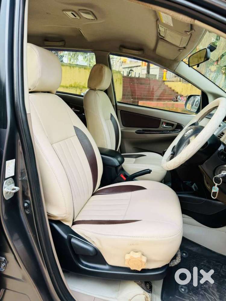 Toyota Innova 2.5 V 7 Str, 2015, Diesel