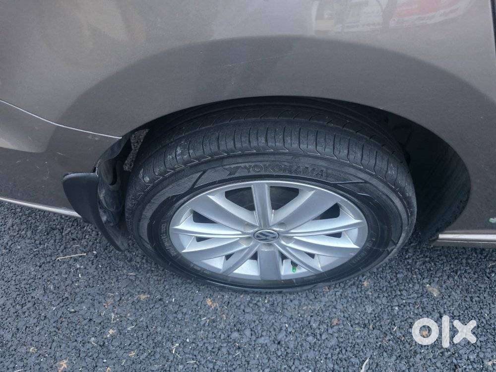 Volkswagen Vento Petrol Highline, 2015, Petrol