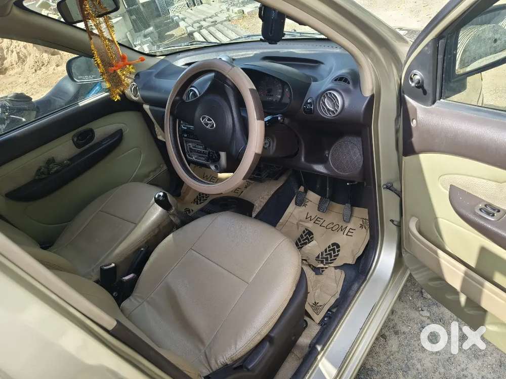 Santro Xing Gls Life 2031 Sep With One Year Insurance