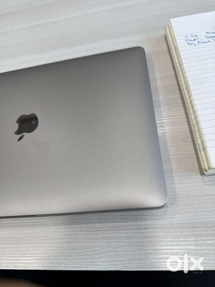 MacBook Pro M1 (2021) – 8GB/256GB – Space Grey – Excellent