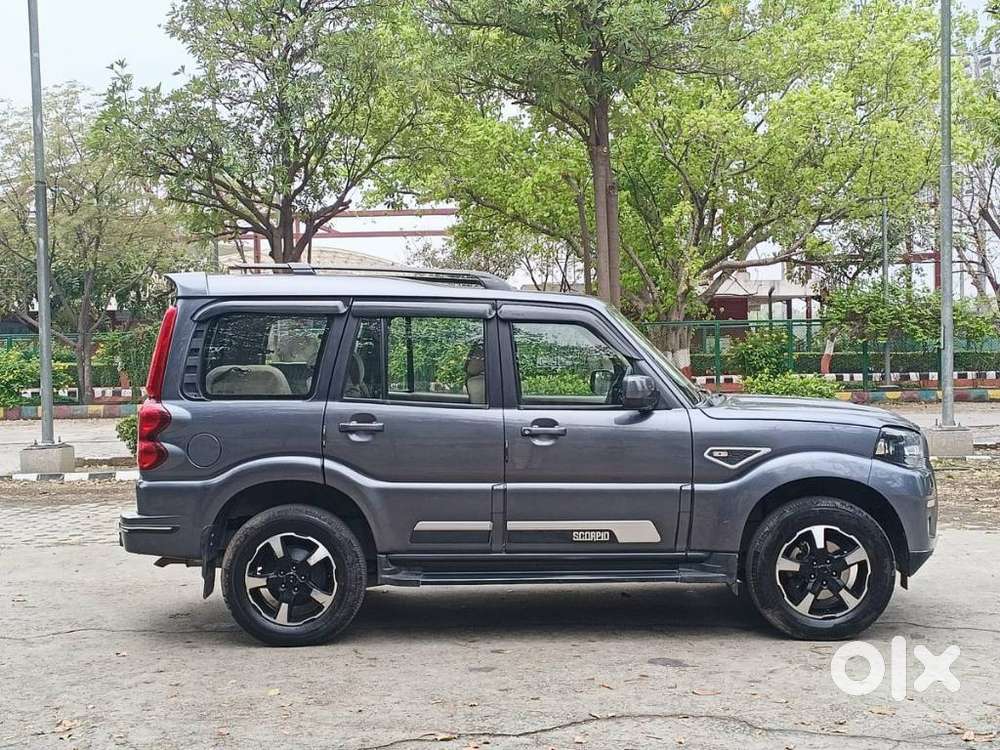 Mahindra Scorpio Classic 2.2 S 11 Mt 7 Str, 2022, Diesel