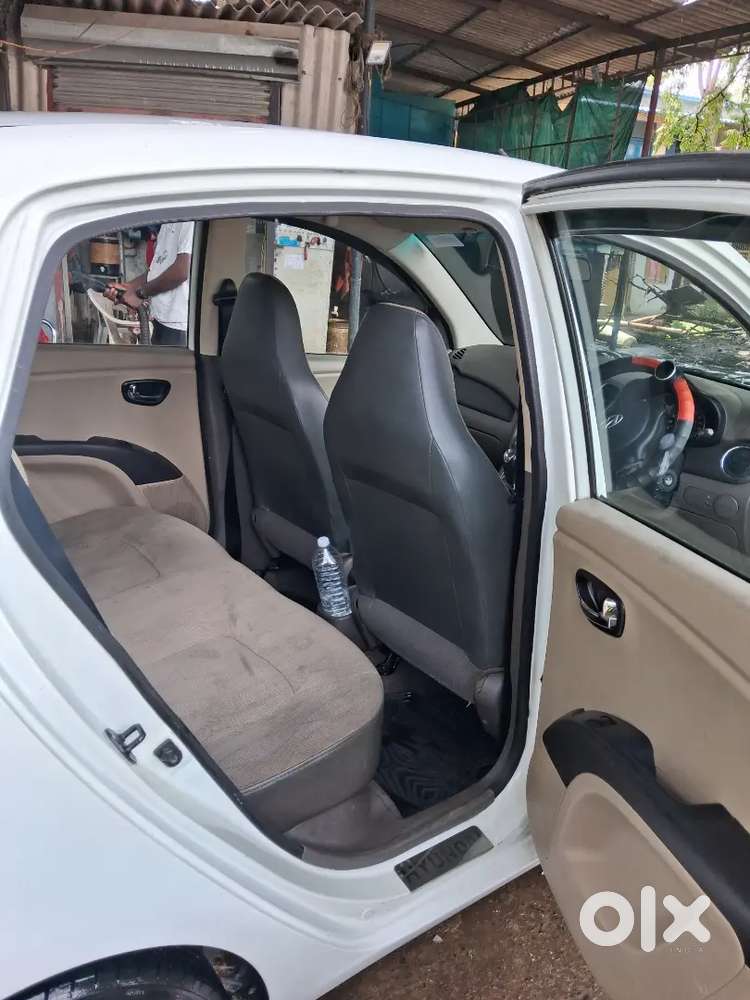 Hyundai I10 Sportz 2011 Petrol Automatic