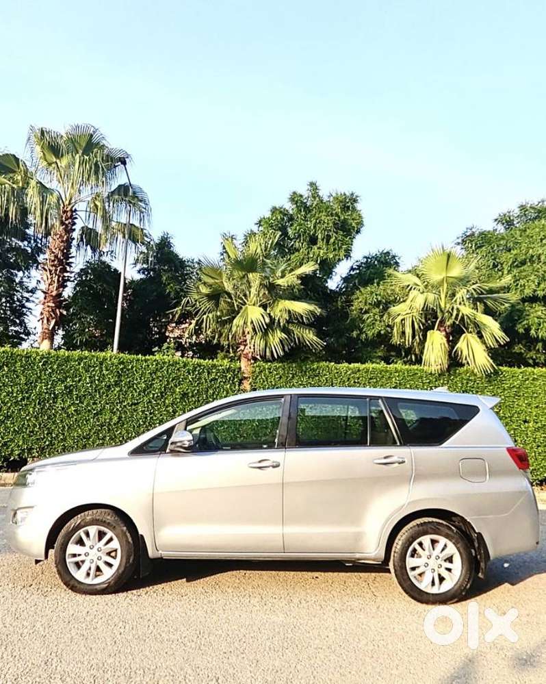 Toyota Innova Crysta [2020-ongoing] 2.4 Gx At 7 Str, 2020, Diesel