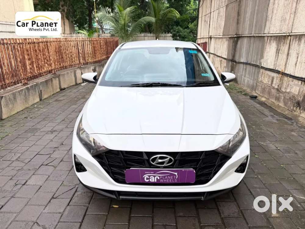 Hyundai I20 Sportz 1.2 Ivt, 2023, Petrol