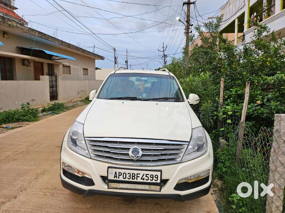Ssangyong Rexton 2013 Diesel 101000 Km Driven Mint Condition Vehicle