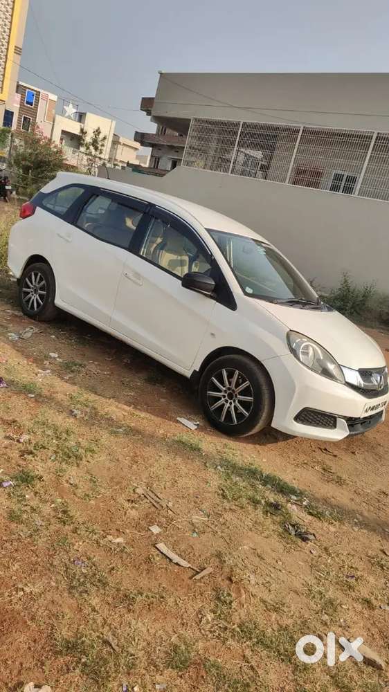 Honda Mobilio 2015 Diesel Well Maintained