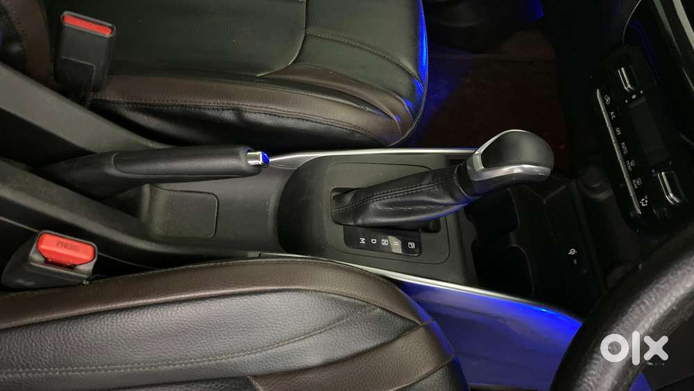 Maruti Suzuki Fronx Alpha 1.0l Turbo 6 At, 2023, Petrol