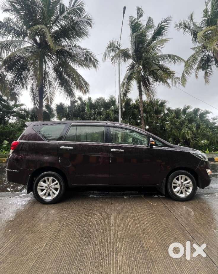 Toyota Innova Crysta 2.4 V 8 Str, 2019, Diesel