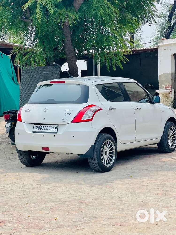 Maruti Suzuki Swift 2015 Diesel Well Maintained