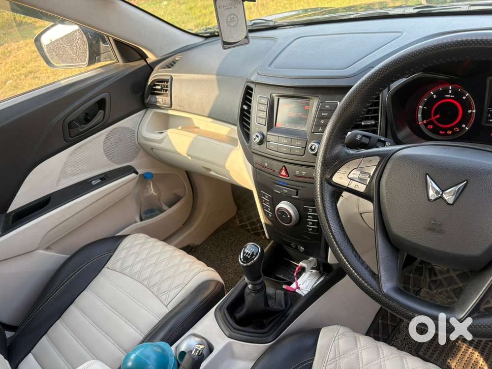 Mahindra Xuv300 2023 Diesel Well Maintained