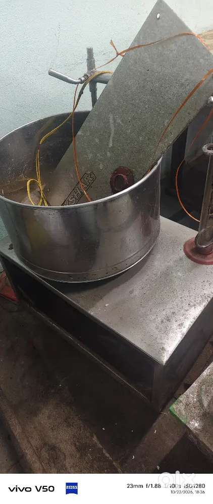 Wet grinder 4.5.7 litr 3 grinder only 24k