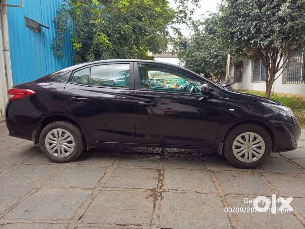 Toyota Yaris J Cvt, 2018, Petrol