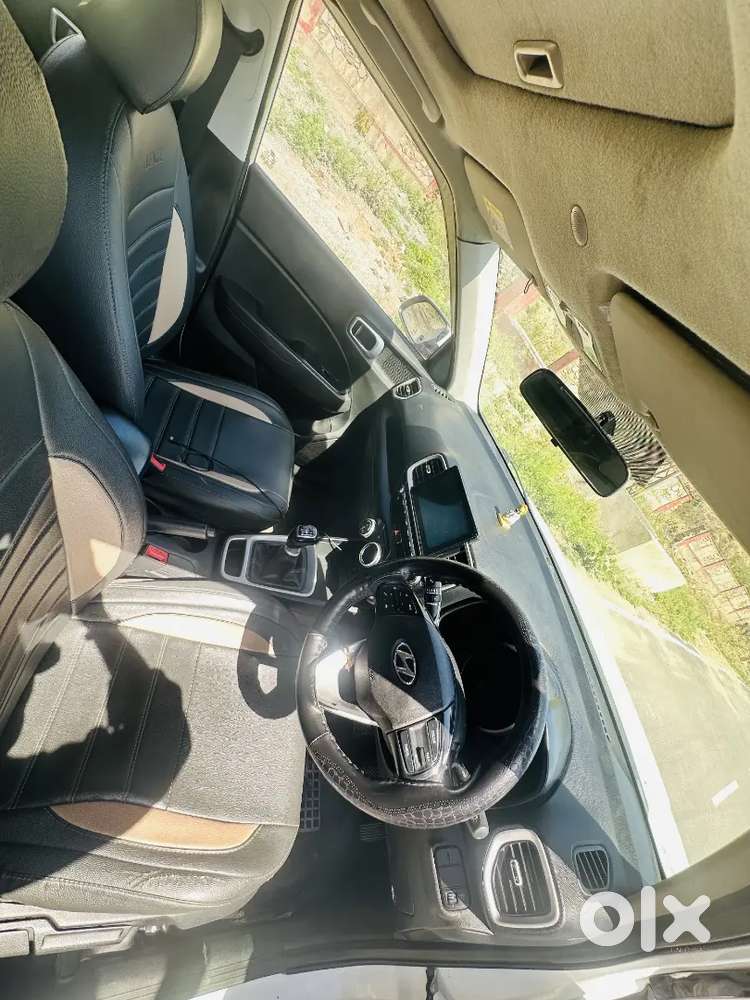 Hyundai Venue 2020 Diesel Well Maintained