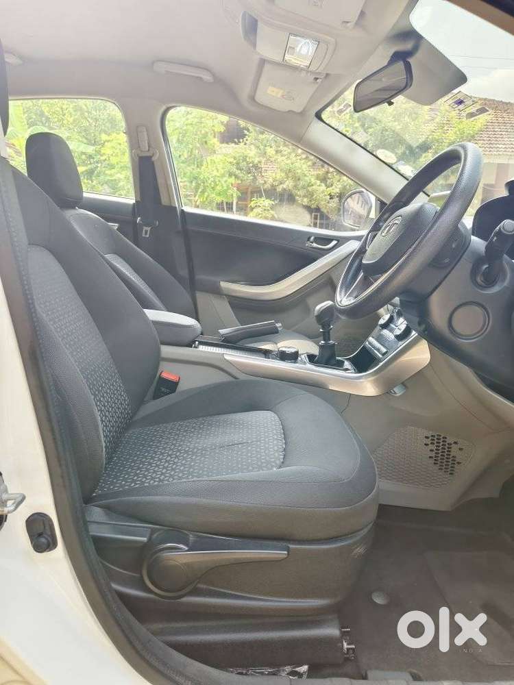Tata Nexon 1.5 Revotorq Xz Plus (s), 2018, Diesel