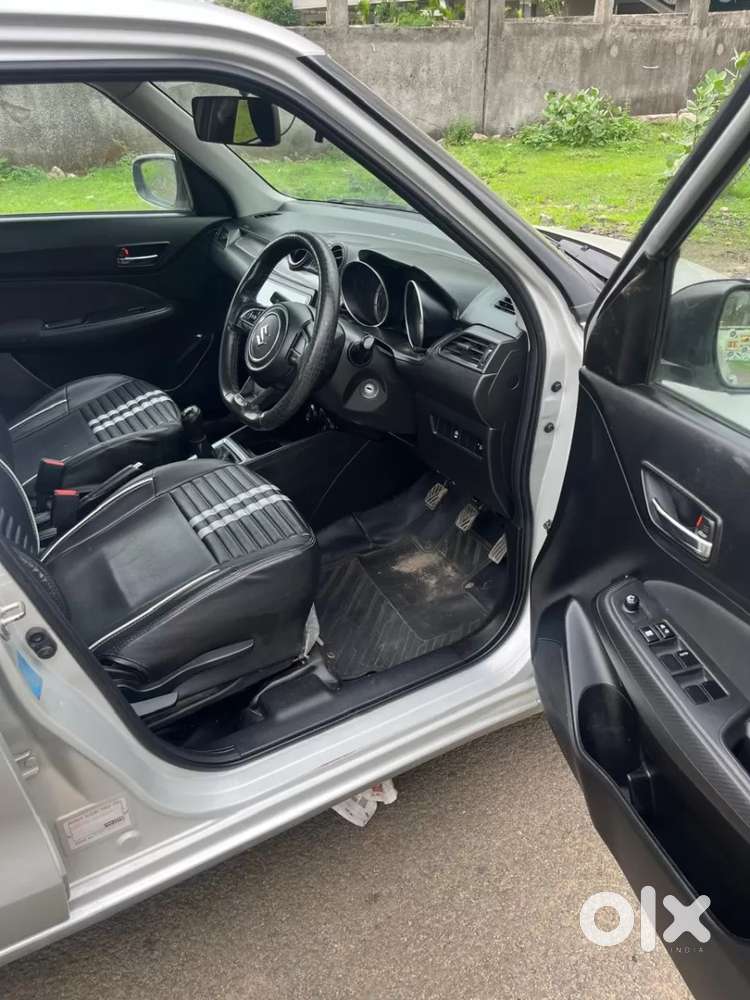 Maruti Suzuki Swift Vxi, 2022, Petrol