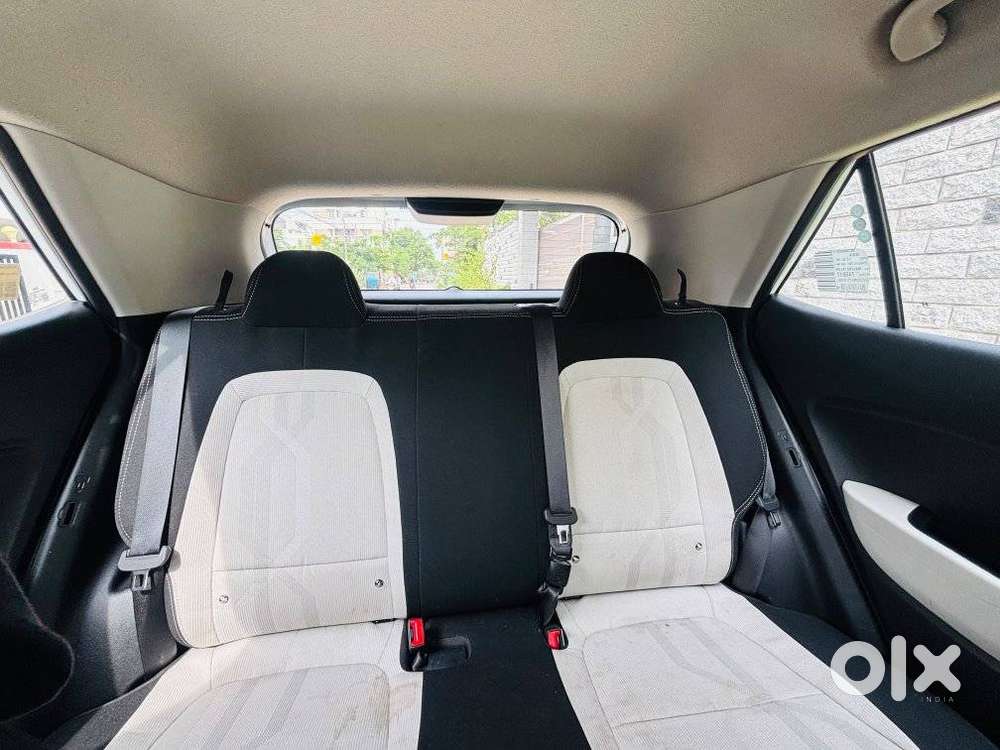 Hyundai Venue Sx Mt, 2025, Petrol