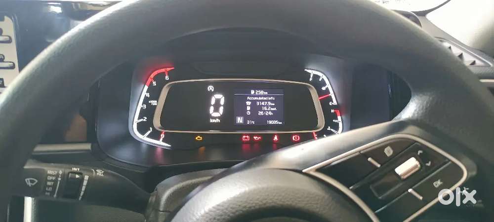 Kia Sonet 2023 Diesel  19k Km  Top Condition