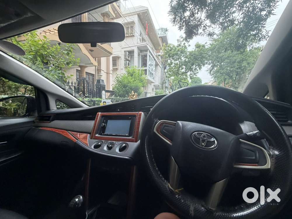 2017 Toyota Innova Crysta