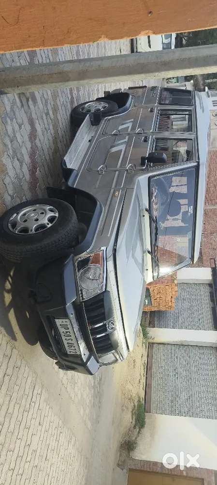 Mahindra Bolero 2009