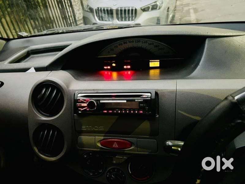 Toyota Etios Liva 2011-2012 G Plus, 2012, Petrol