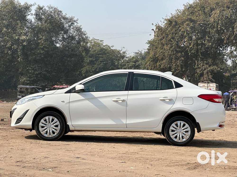 Toyota Yaris J Optional Cvt, 2019, Petrol