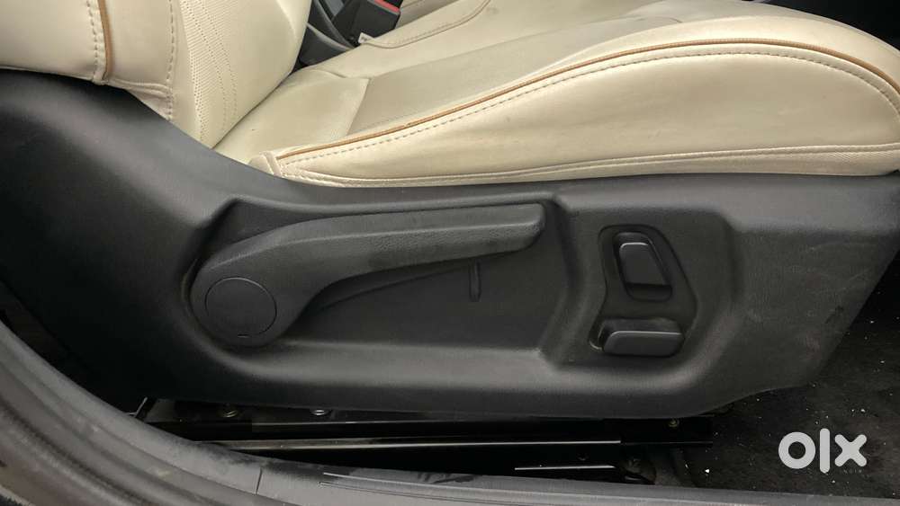 Hyundai Verna 1.5 Sx (o) Ivt, 2023, Petrol