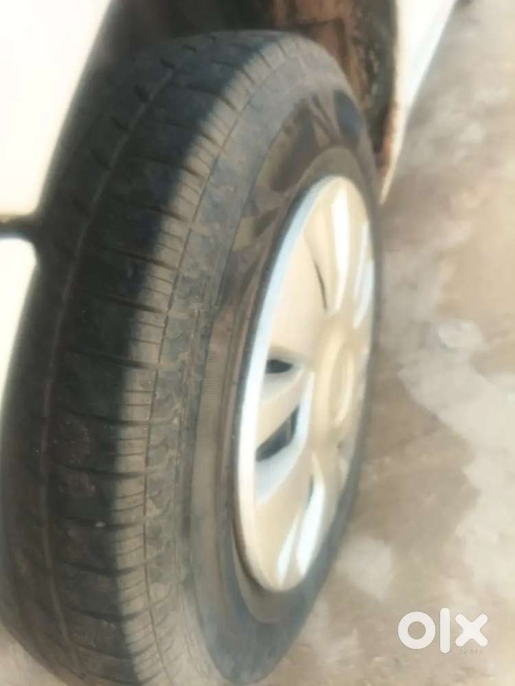 Maruti Suzuki Dzire 2014