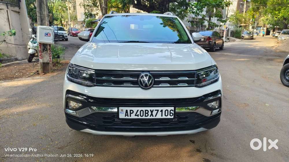 Volkswagen Taigun 1.0 Tsi Topline, 2022, Petrol