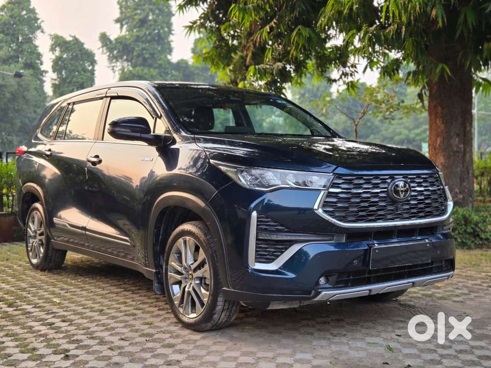 Toyota Innova Hycross 2.0 Zx (o) Hybrid 7 Str, 2023, Cng & Hybrids