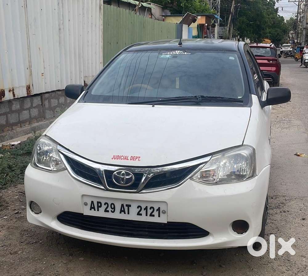 Toyota Etios Liva 2012 Diesel 180000 Km Driven