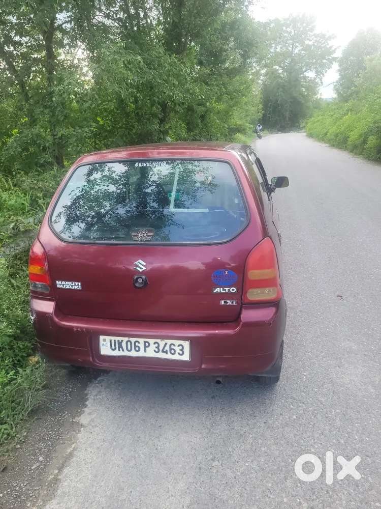 Car Good Condition 2010 Model H 5 Saal Bada Rake H Car Ache H
