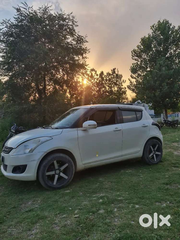 Maruti Suzuki Swift 2013 Petrol 79000 Km Driven