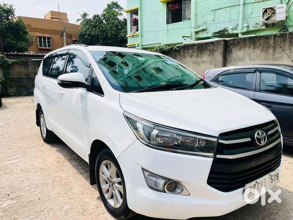 Toyota Innova Crysta 2.8 Gx At 8s, 2018, Diesel