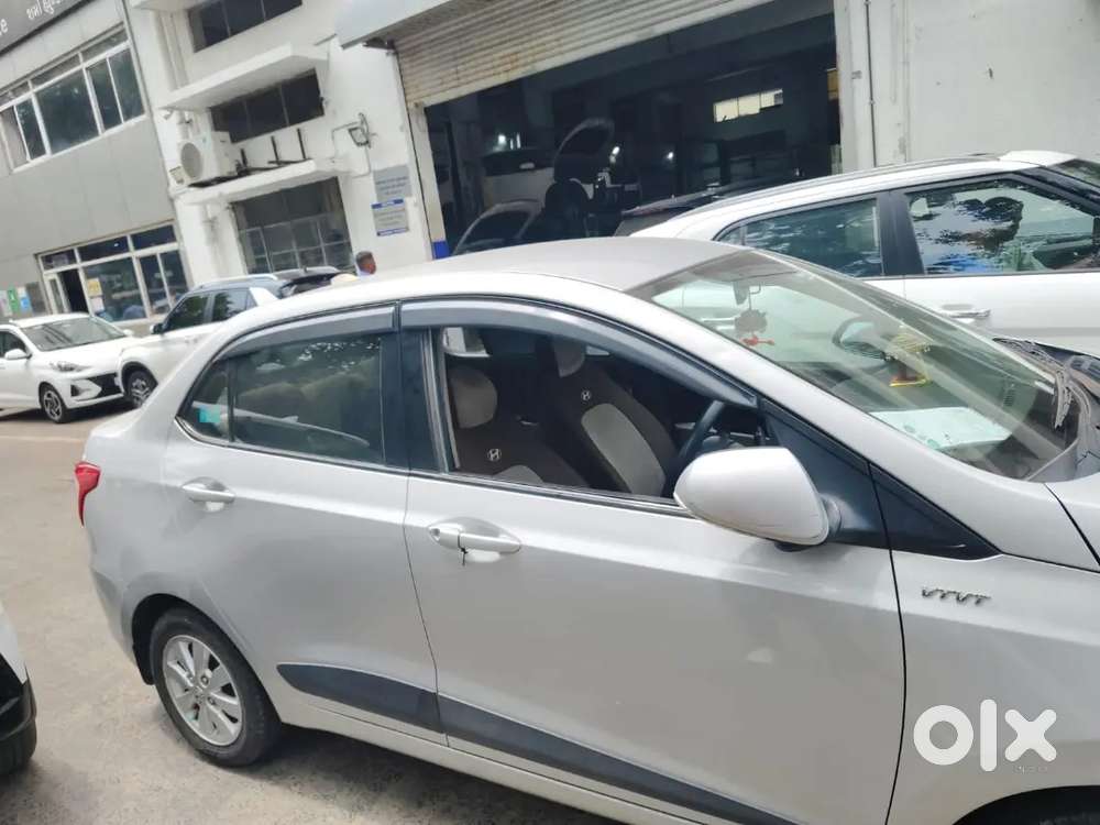 Hyundai Xcent Petrol 2015