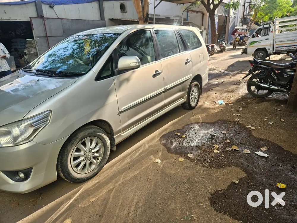 Toyota Innova 2013 Diesel Well Maintained