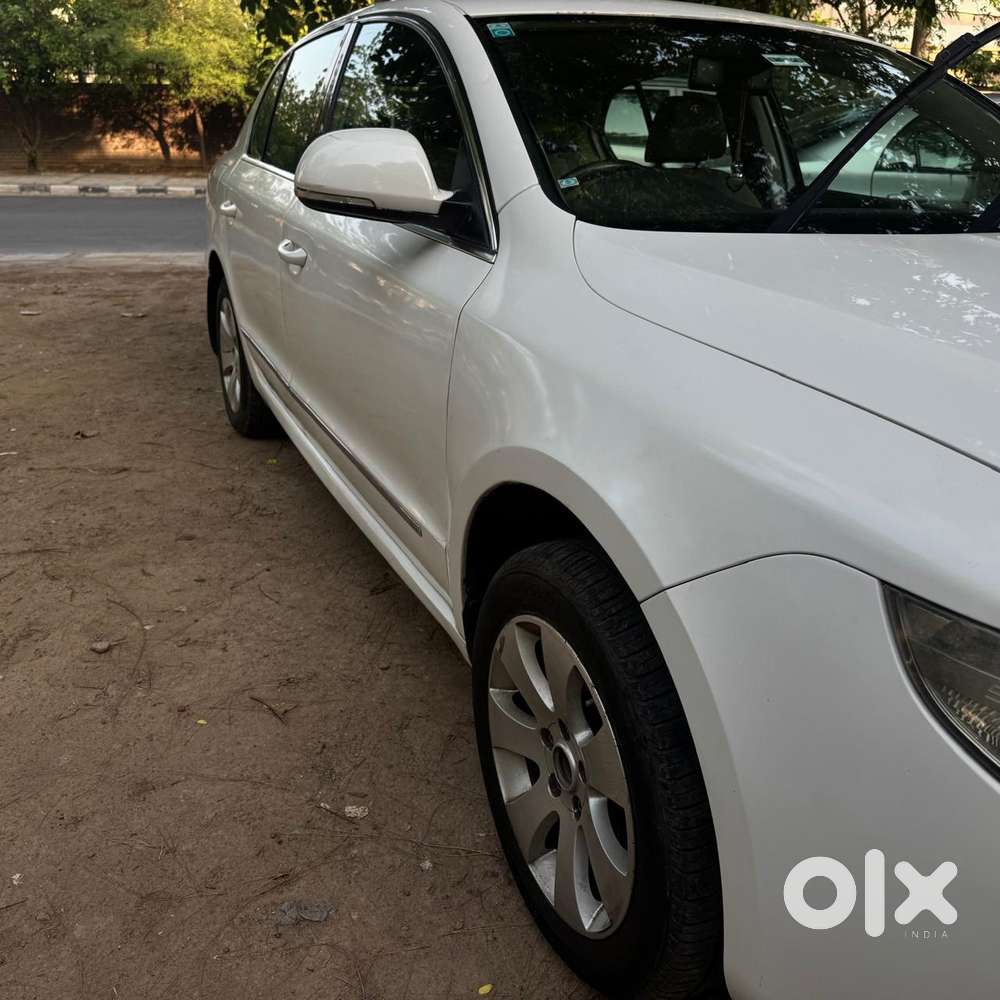 Skoda Superb 2008-2013 Elegance 1.8 Tsi At, 2011, Petrol