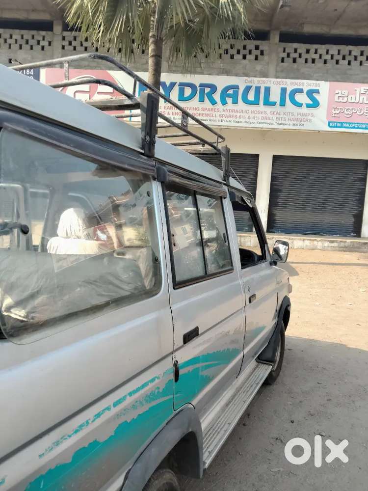 Toyota Qualis 2001 Diesel 45000 Km Driven