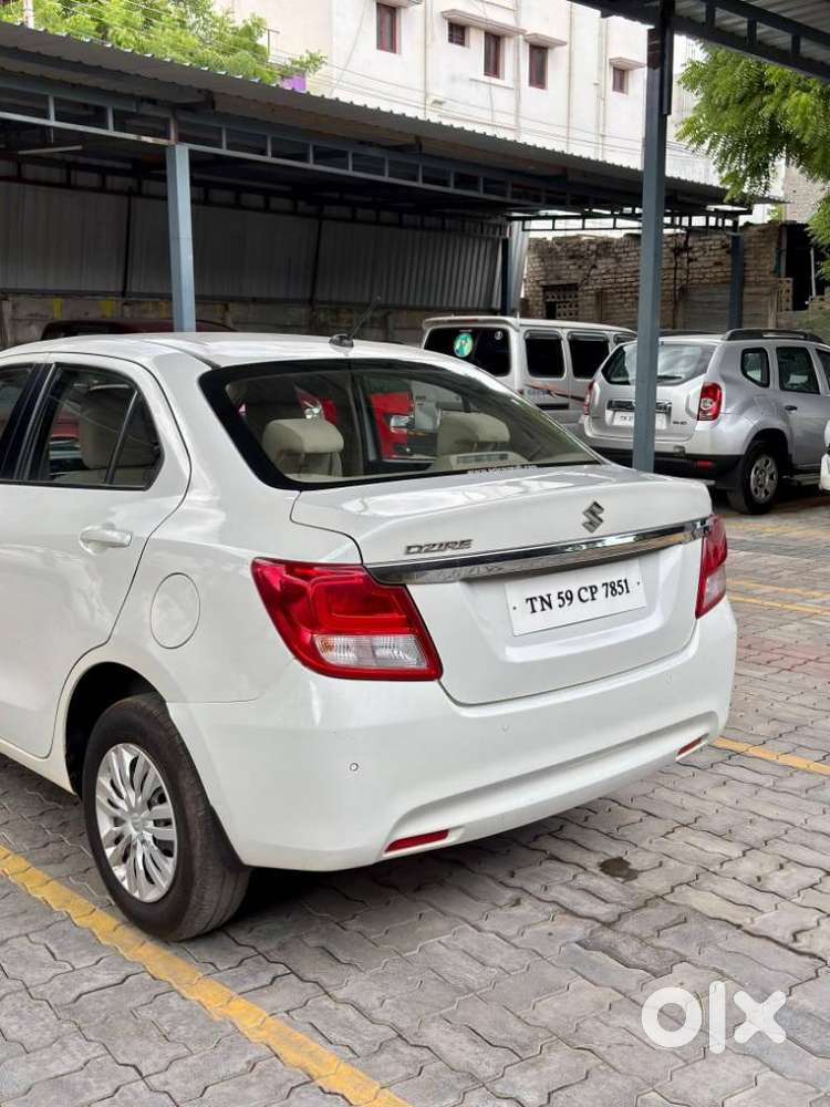 Maruti Suzuki Dzire 1.2 Vxi, 2022, Petrol