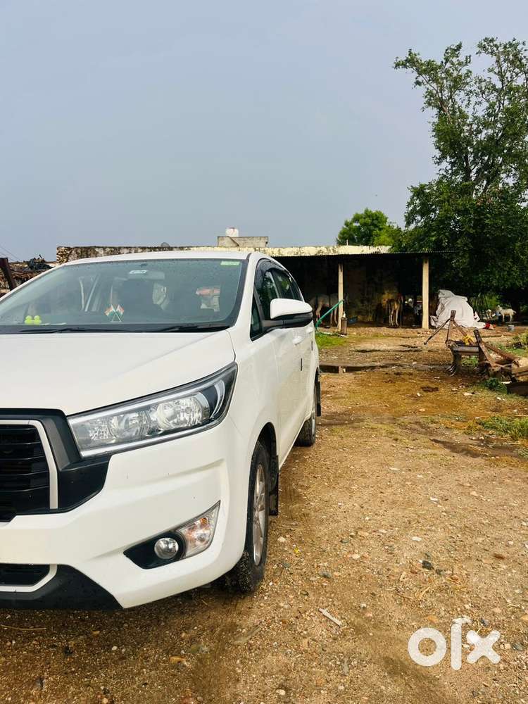 Toyota Innova Crysta 2023