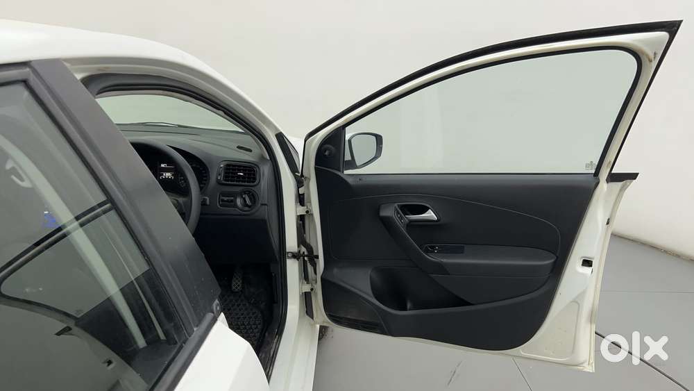 Volkswagen Polo Petrol Trendline 1.2l, 2016, Petrol