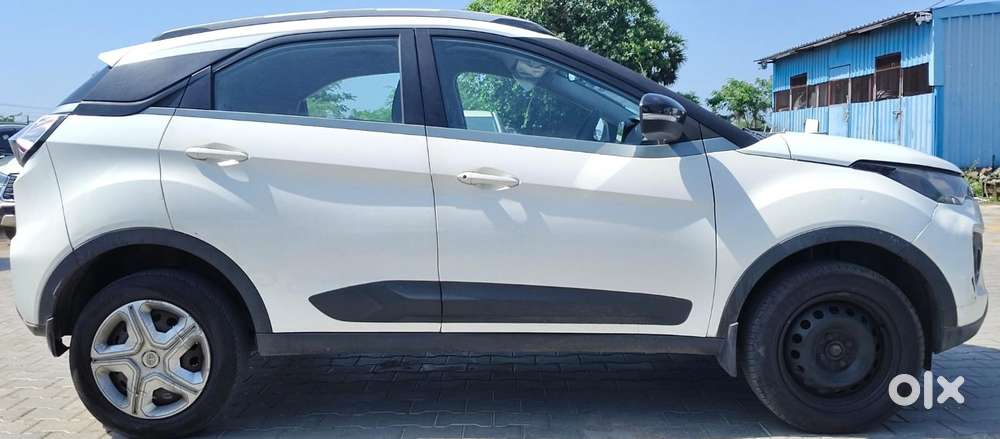 Tata Nexon 1.5 Revotorq Xz, 2020, Petrol