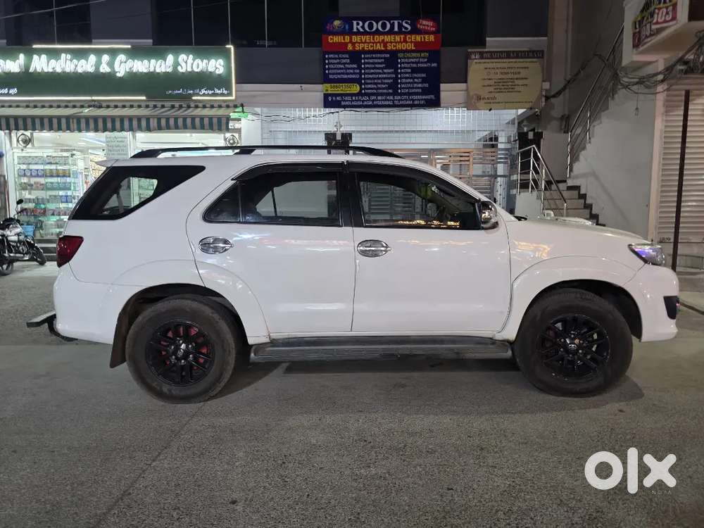 Toyota Fortuner. Good Condition For Sale.