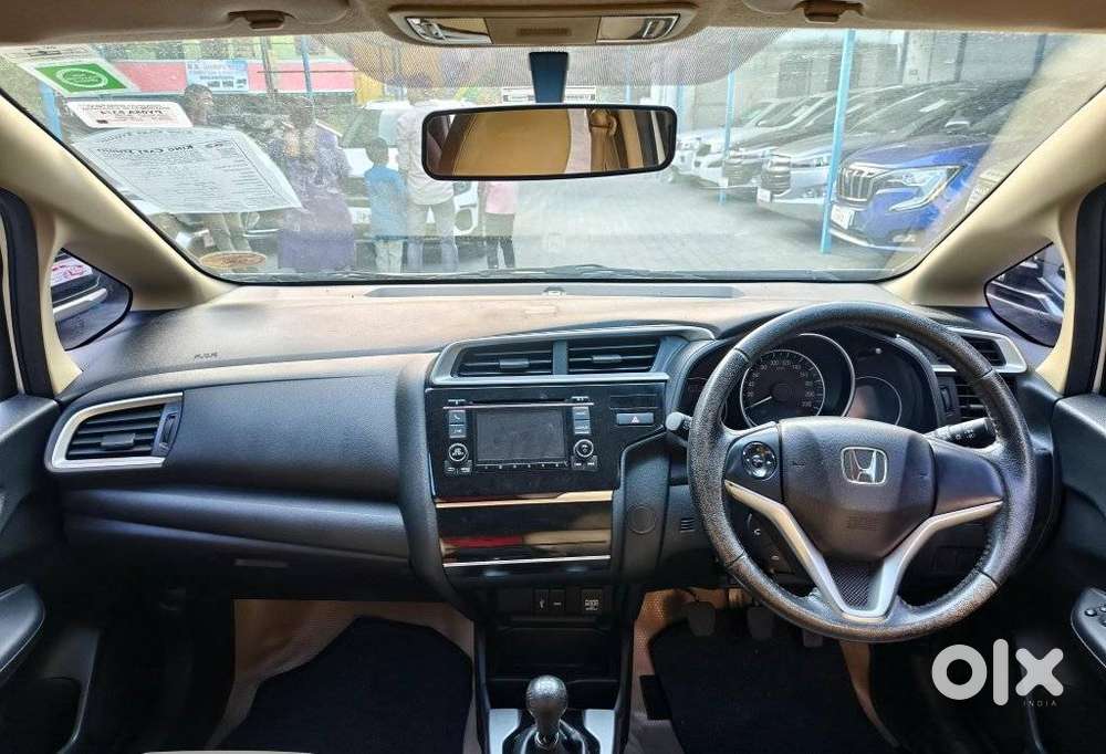 Honda Jazz V Mt Privilege, 2016, Petrol